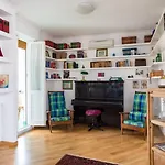 Lejlighed Floor With Terrace Rom